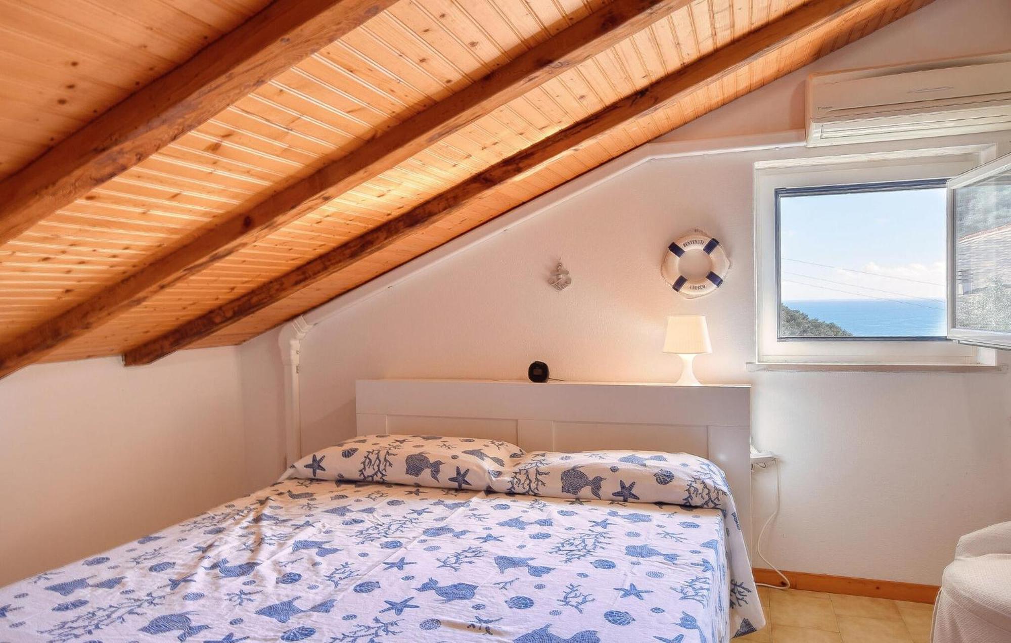 2 Bedroom Stunning Apartment In Moneglia Ngoại thất bức ảnh